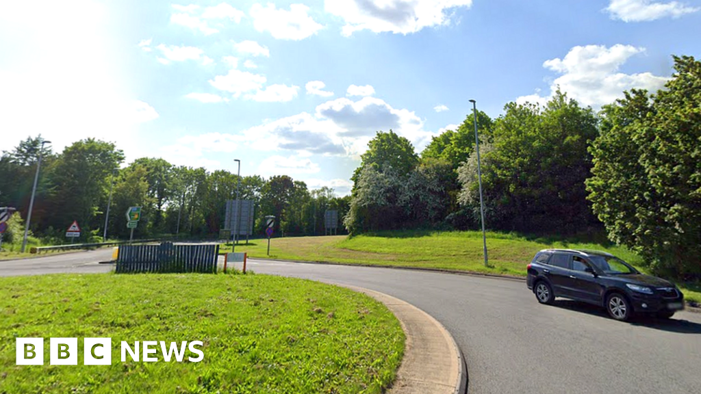 Road closures on A419 in Swindon over two weekends BBC News