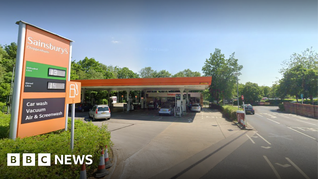 Sainsbury's Cars break down after drivers fill up at garage in