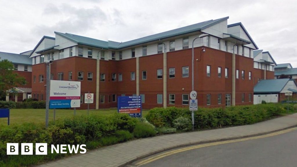 'Cash-strapped' Liverpool Women's Hospital could move - BBC News