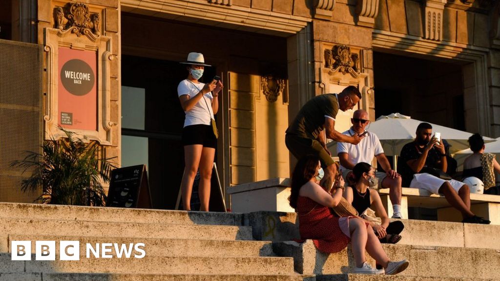 Coronavirus: 'No apologies' for Spain travel rule change