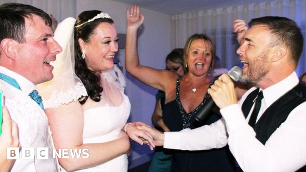 Gary Barlow's Oxfordshire wedding reception shock 'his last' BBC News