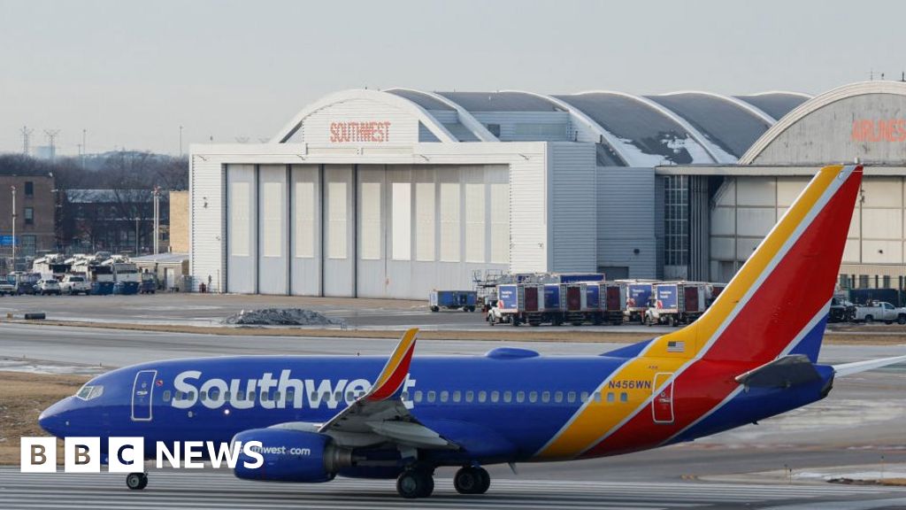 Southwest says it will resume normal flights Friday after travel chaos