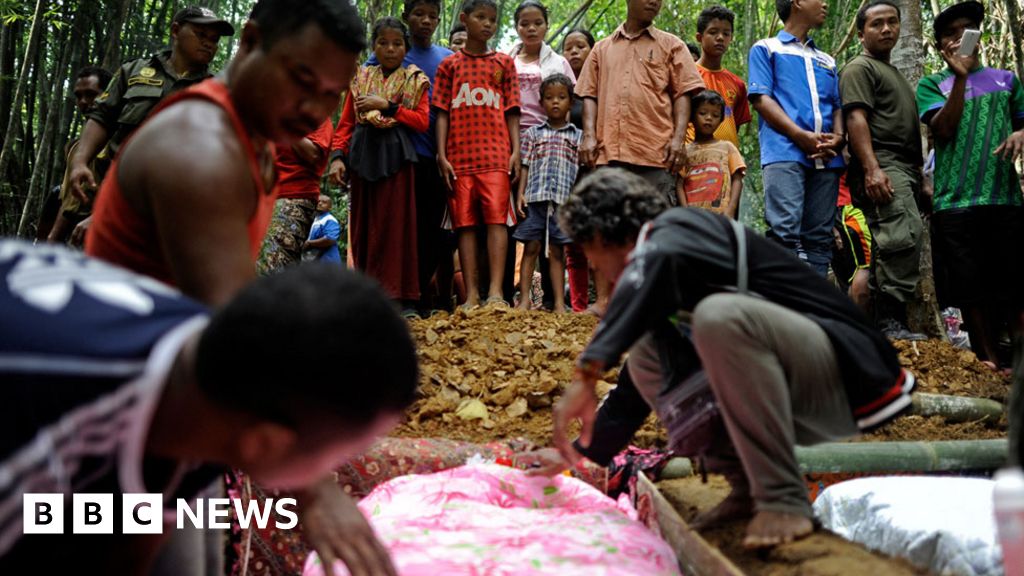 The Runaway Children Malaysia Failed To Save - BBC News