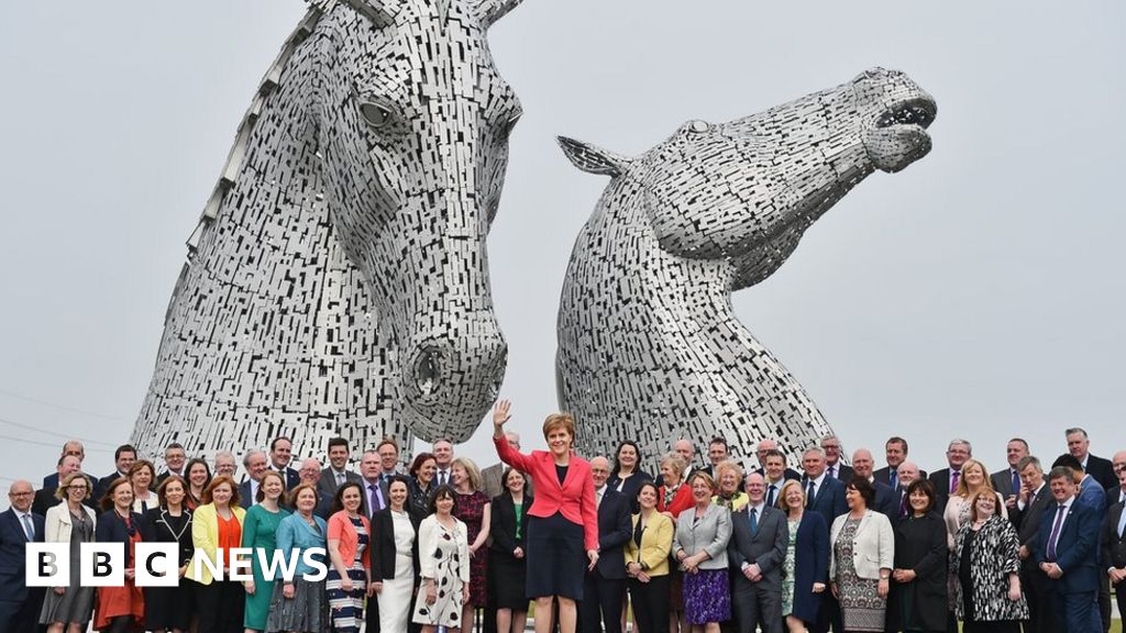 Holyrood 2016 Sturgeon Seeks Consensus With Opposition Bbc News