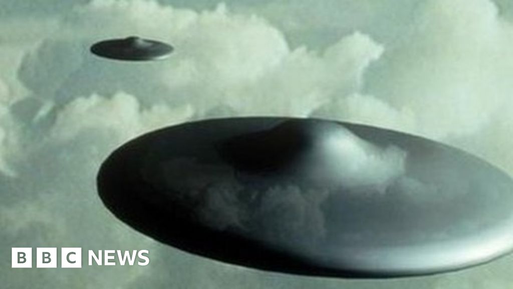 Welsh government responds in Klingon to UFO airport query - BBC News