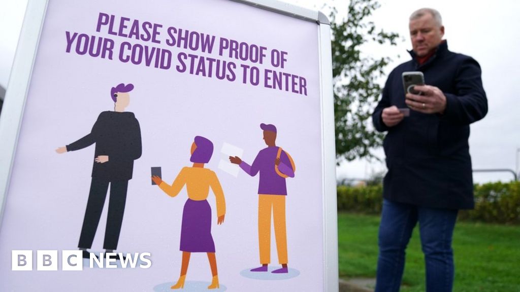 Decision due on expansion of Scottish vaccine passport scheme