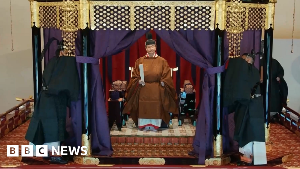 Naruhito Japan's emperor proclaims enthronement in ancient ceremony