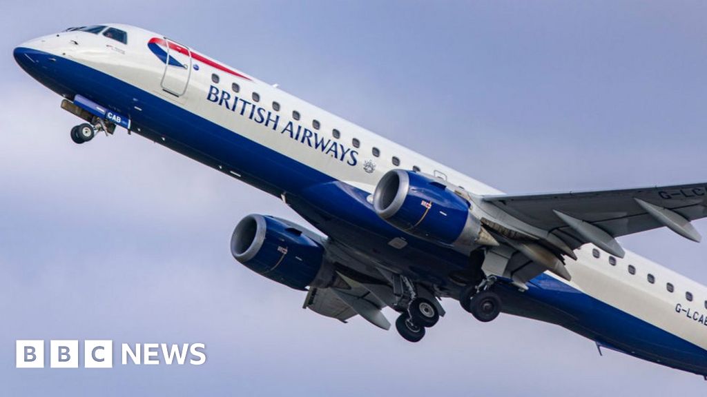 Hundreds of British Airways staff vote to strike over pay