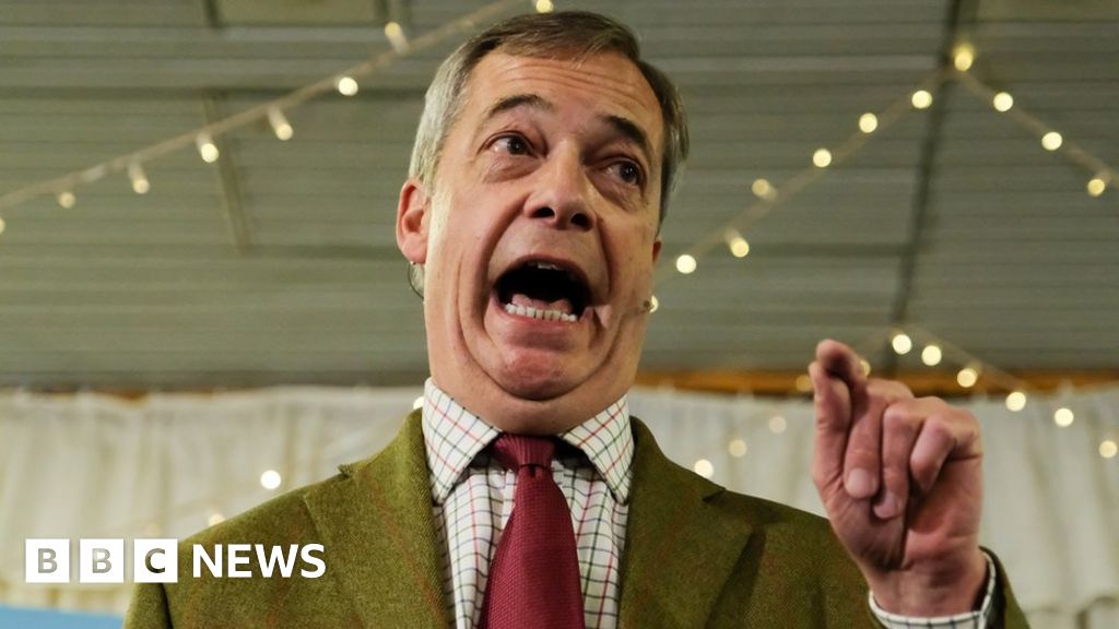 General election 2019: Farage says Brexit Party candidates offered jobs to quit - BBC News