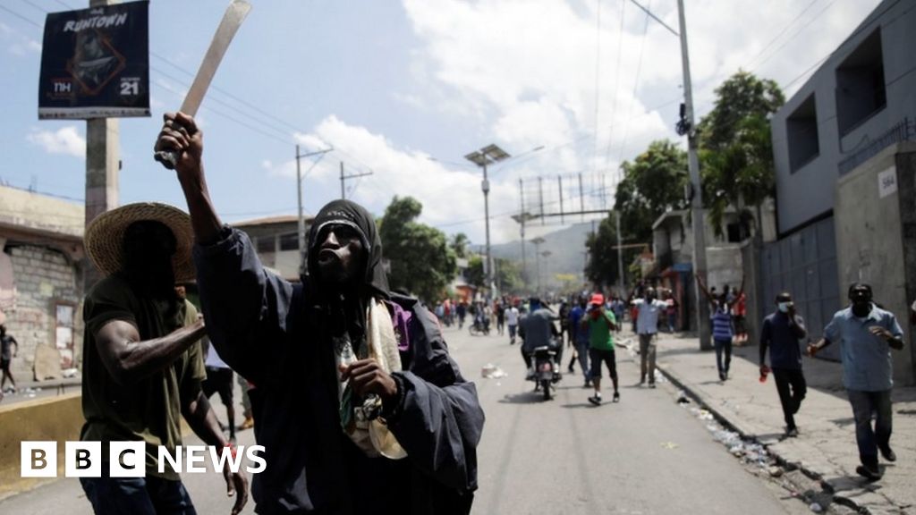 Haiti Unrest: Shops And Police Station Looted As Thousands Protest ...