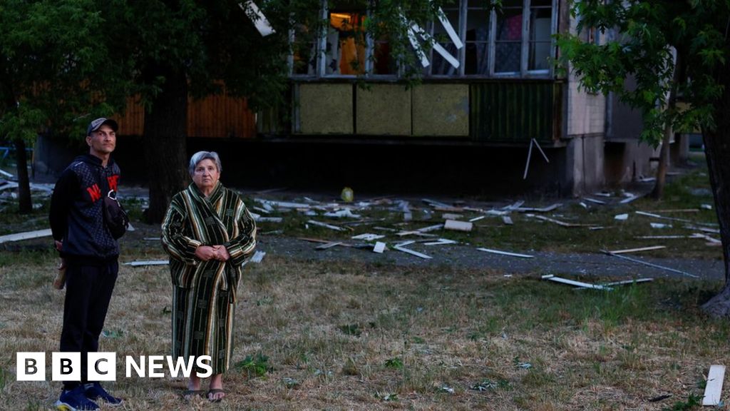 Війна в Україні: під час нового ракетного обстрілу Києва гинуть діти