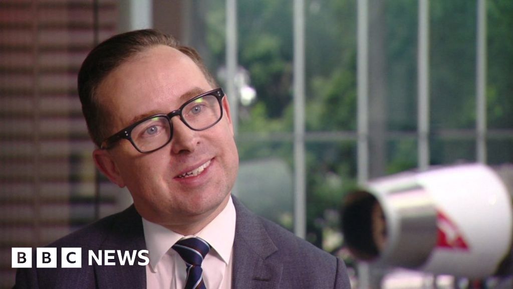 Why it's important to be yourself at work - BBC News