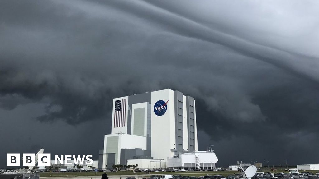 Nasa SpaceX launch: Big day called off because of weather