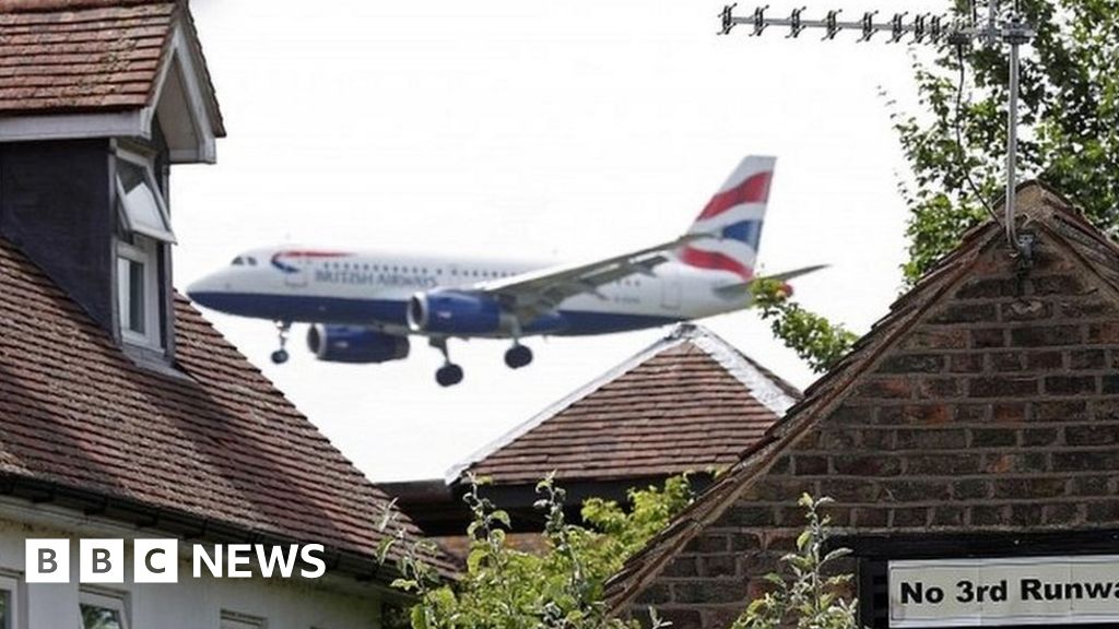 MPs back Heathrow airport expansion