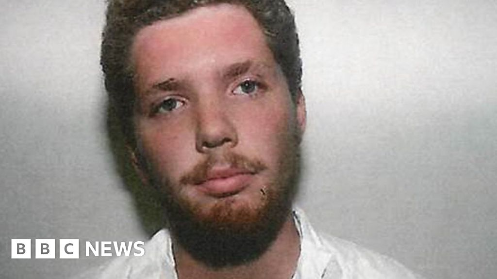 US 'kidnapper' arrested in Mexico after 24 years on run BBC News