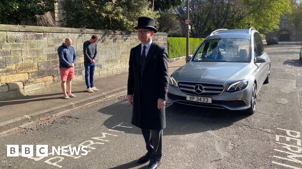 Call to revive funeral tradition during coronavirus lockdown