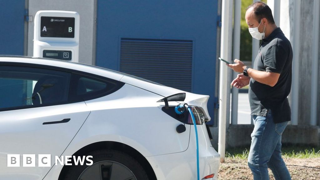 Tesla drivers left unable to start their cars after outage