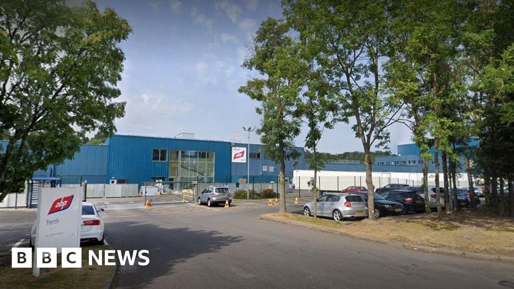 Accidental greenhouse gas release at Perth meat plant