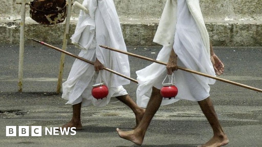 Indian Jain monk seeks eight months to walk 2,200km to court BBC News