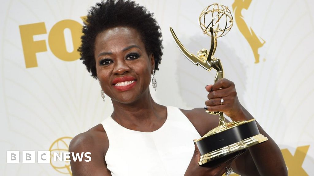 viola-davis-emotional-acceptance-speech-bbc-news