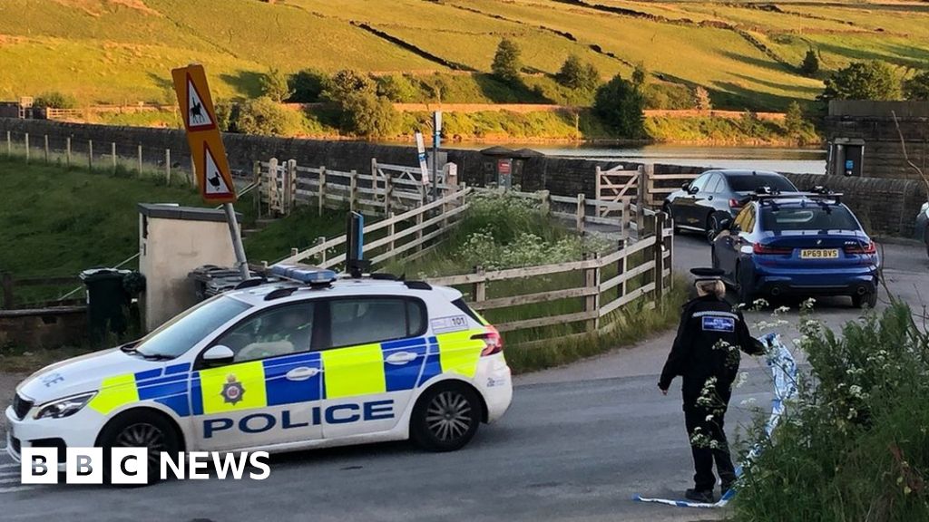 Ponden Reservoir death Man's body recovered from water BBC News