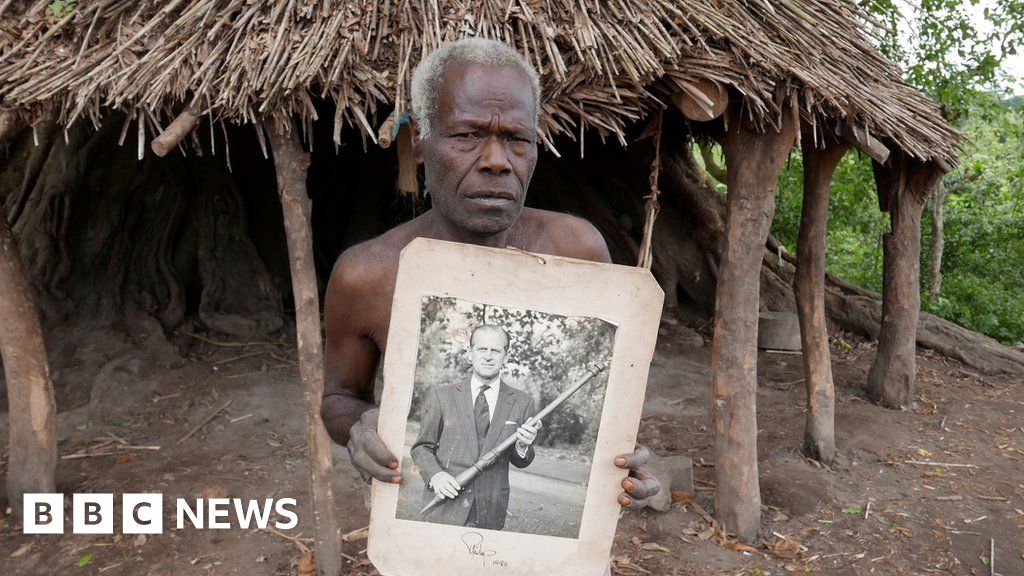 Prince Philip: The Vanuatu tribes mourning the death of their 'god ...
