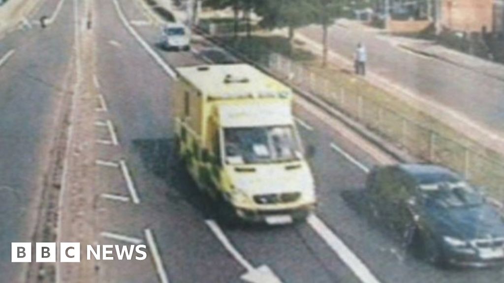 Hull woman upset at 999 bus lane warning letter BBC News