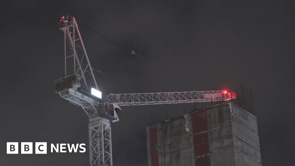 Leeds crane's component fault sparked city centre disruption firm