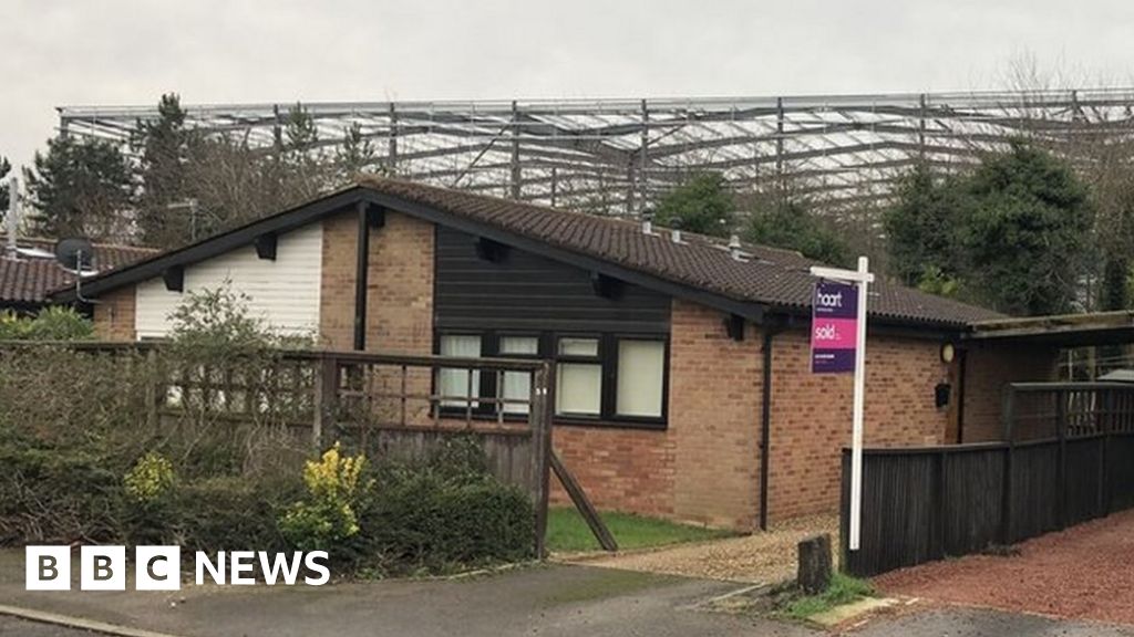 Milton Keynes Council takes steps over 'huge' warehouse - BBC News