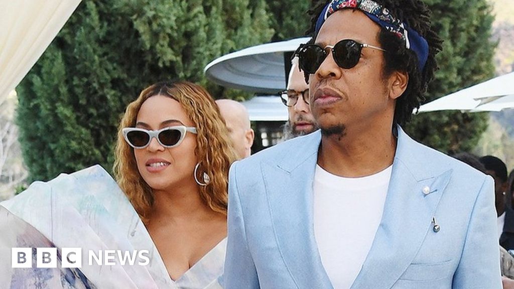 Beyonce dedicates Glaad award to gay uncle who died from HIV - BBC News
