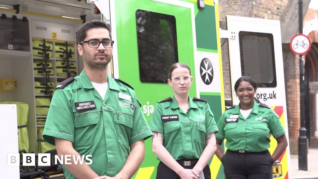 St John Ambulance 1m Hours Of Service During Pandemic Bbc News