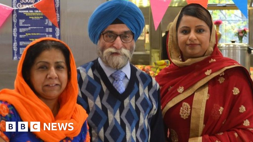 Body of man found after Pollokshields tenement fire - BBC News