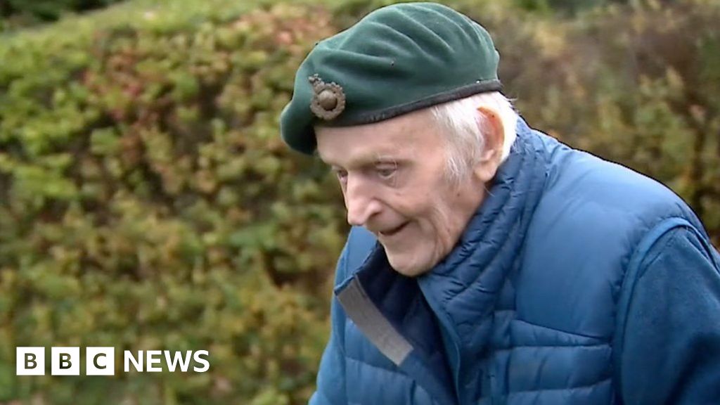 Man With Terminal Cancer Raises Thousands For Charity Man With Terminal Cancer Raises Thousands For Charity