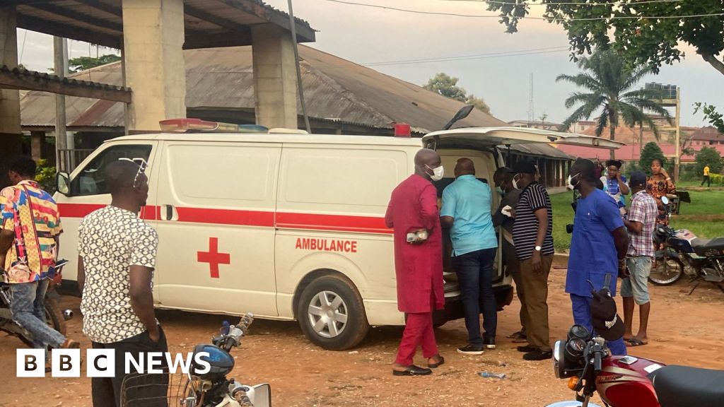 Nigeria Owo church attack: Gunmen kill Catholic worshippers in Ondo - BBC N