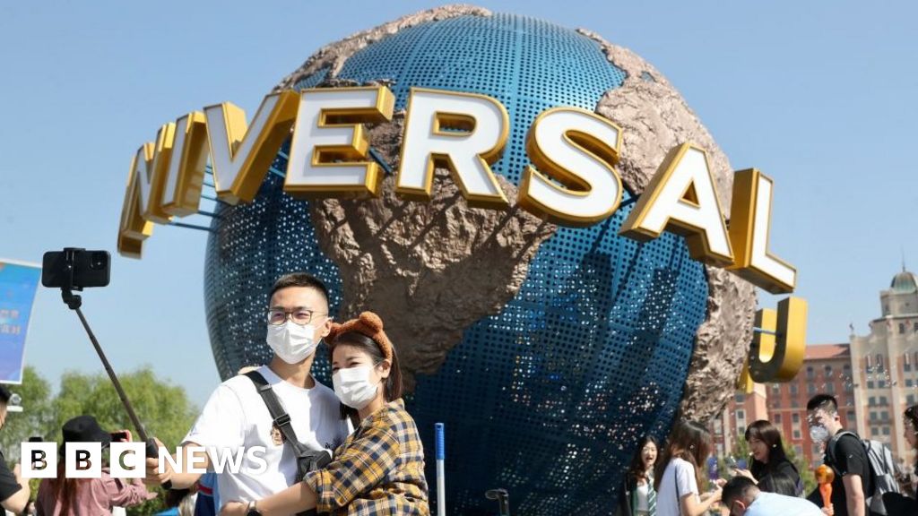 china-covid-universal-resort-shuts-due-to-beijing-coronavirus-cases