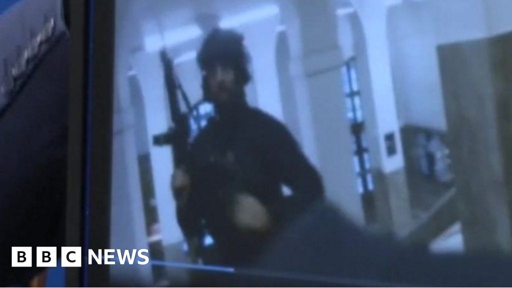 Bodycam footage shows police hunting Prague gunman