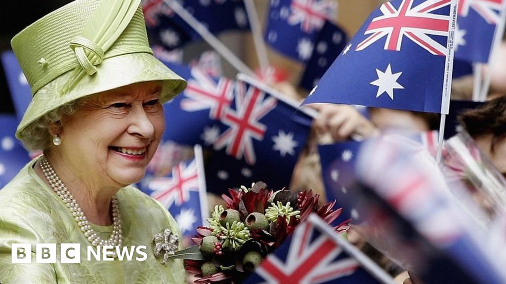 Queen Elizabeth II: 16 moments from 16 tours of Australia