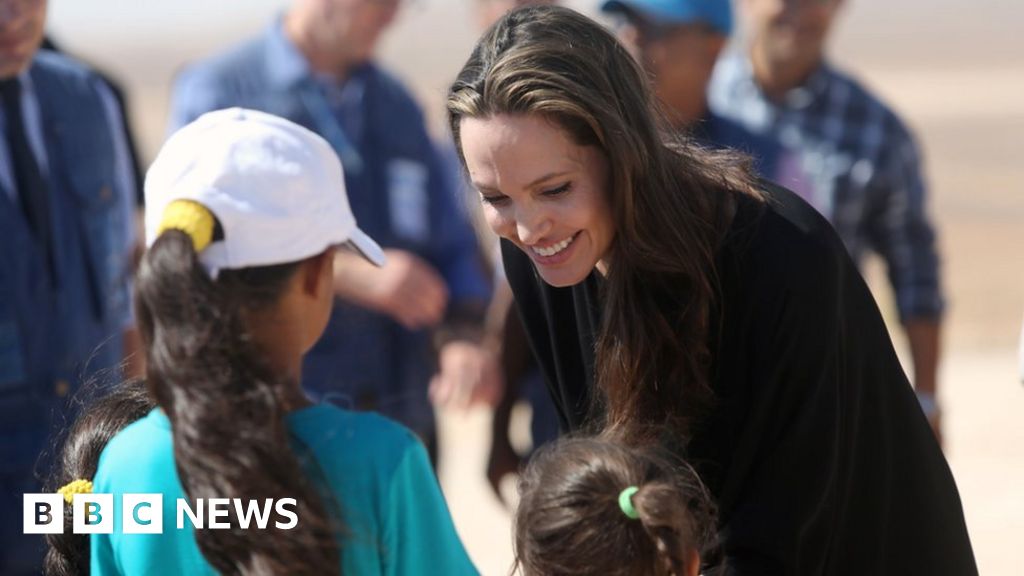 Angelina Jolie steps down as UN refugee envoy