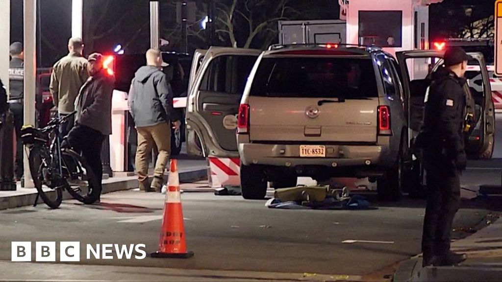 Driver Arrested After Vehicle Crashes Into White House Gate
