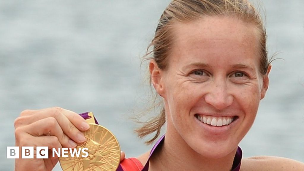 Team GB rowing star Helen Glover pregnant with twins