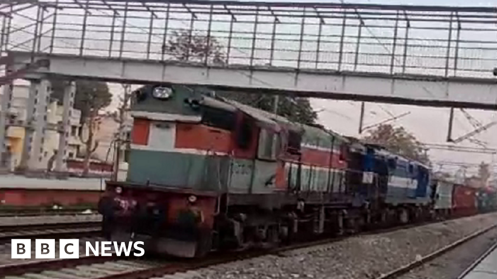 Tren indio fugitivo recorre 70 kilómetros sin conductor