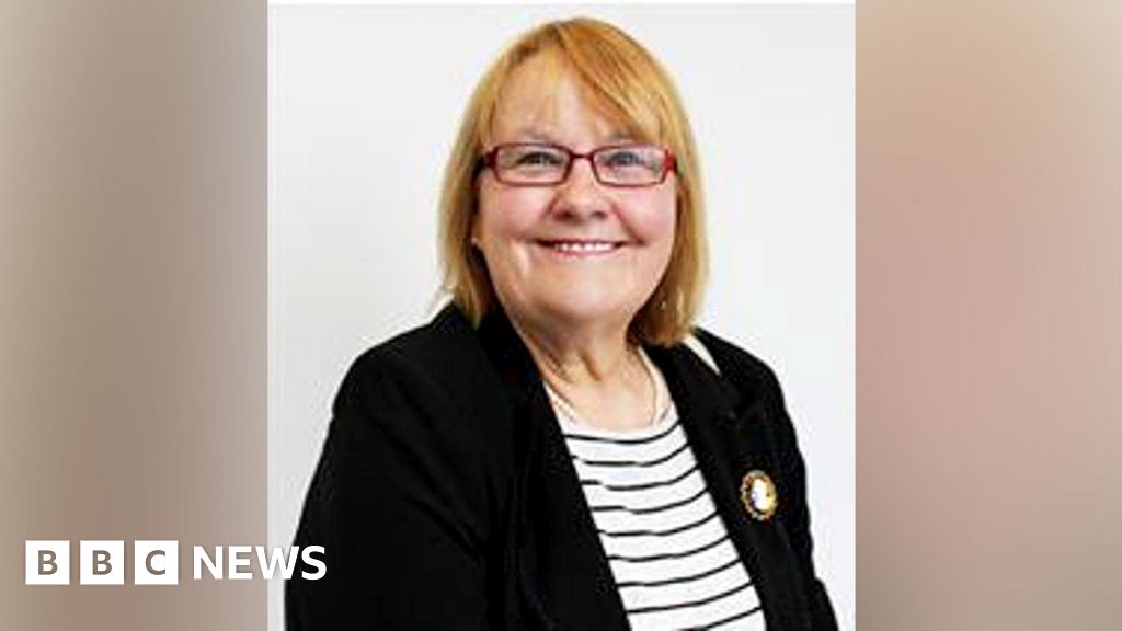 Rochdale councillor leaves fourth party citing Tory sleaze