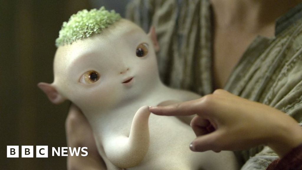 Why China has fallen in love with a baby radish monster - BBC News