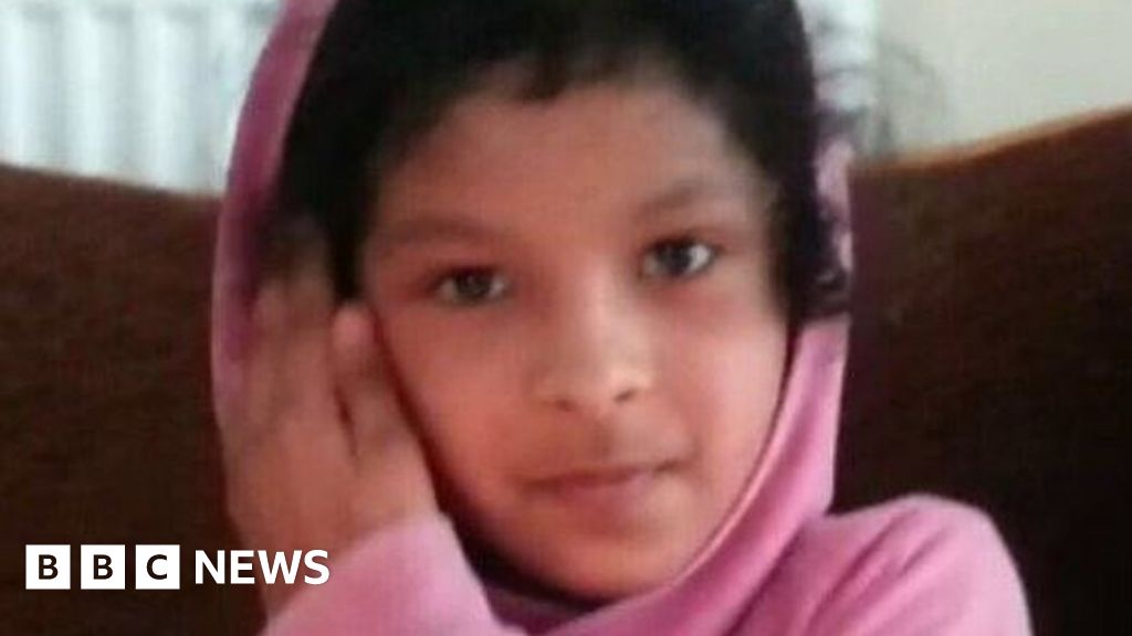 Drayton Manor Evha Jannath Named As Ride Death Girl Bbc News 