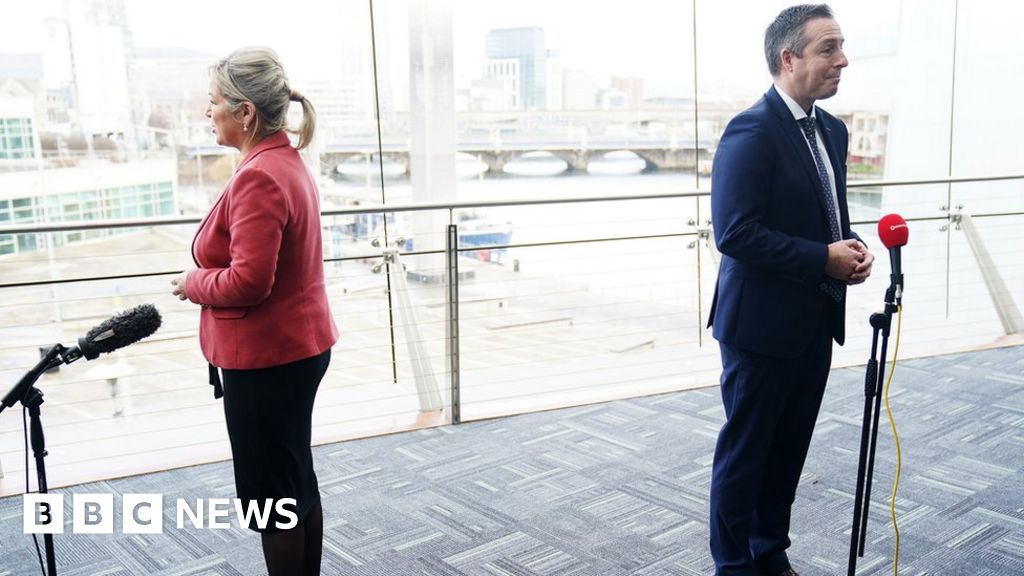 Givan resignation triggers fresh political crisis in NI
