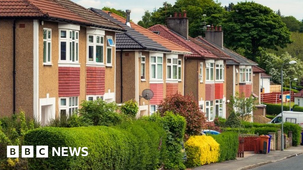 Scottish house prices outstrip UK average in August BBC News