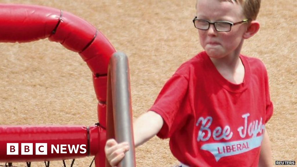 Kaiser Carlile Father's tribute after death of baseball batboy BBC News