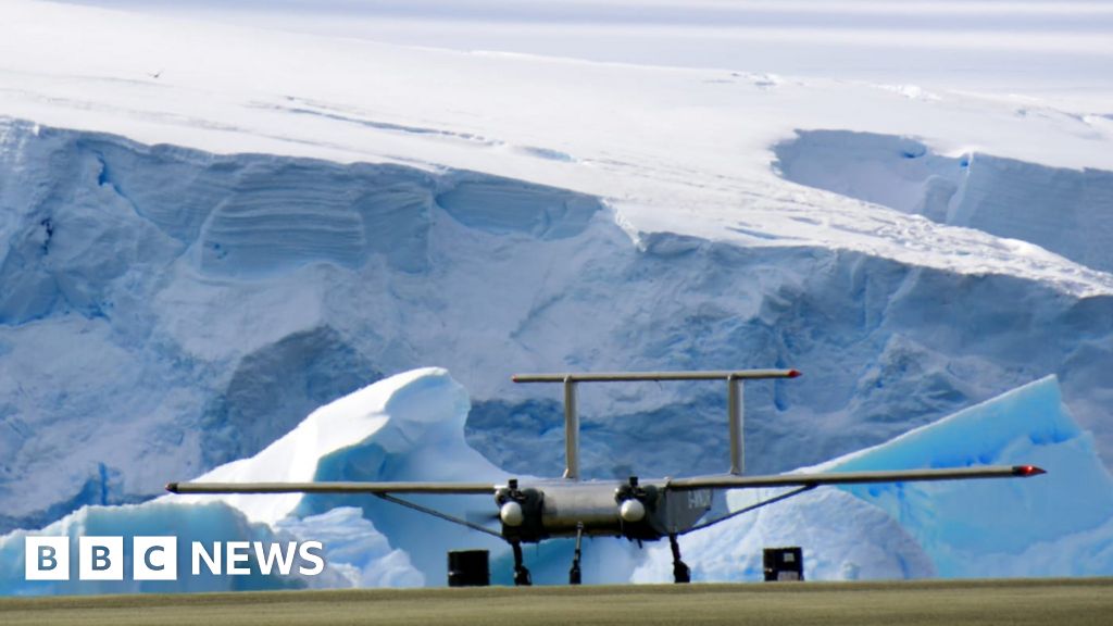 Antarctica mysteries to be mapped by robot plane