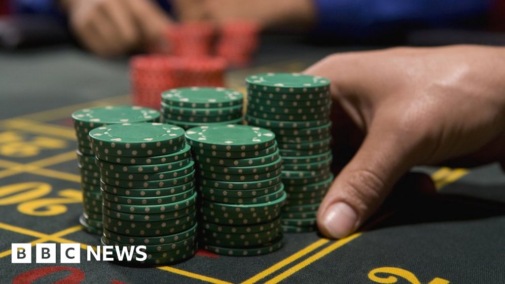 crown-resorts-australian-casino-operator-faces-laundering-probe