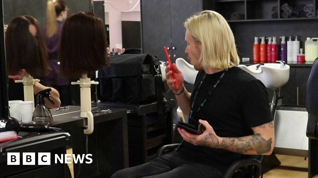 Hairdresser following dream with standup wheelchair BBC News